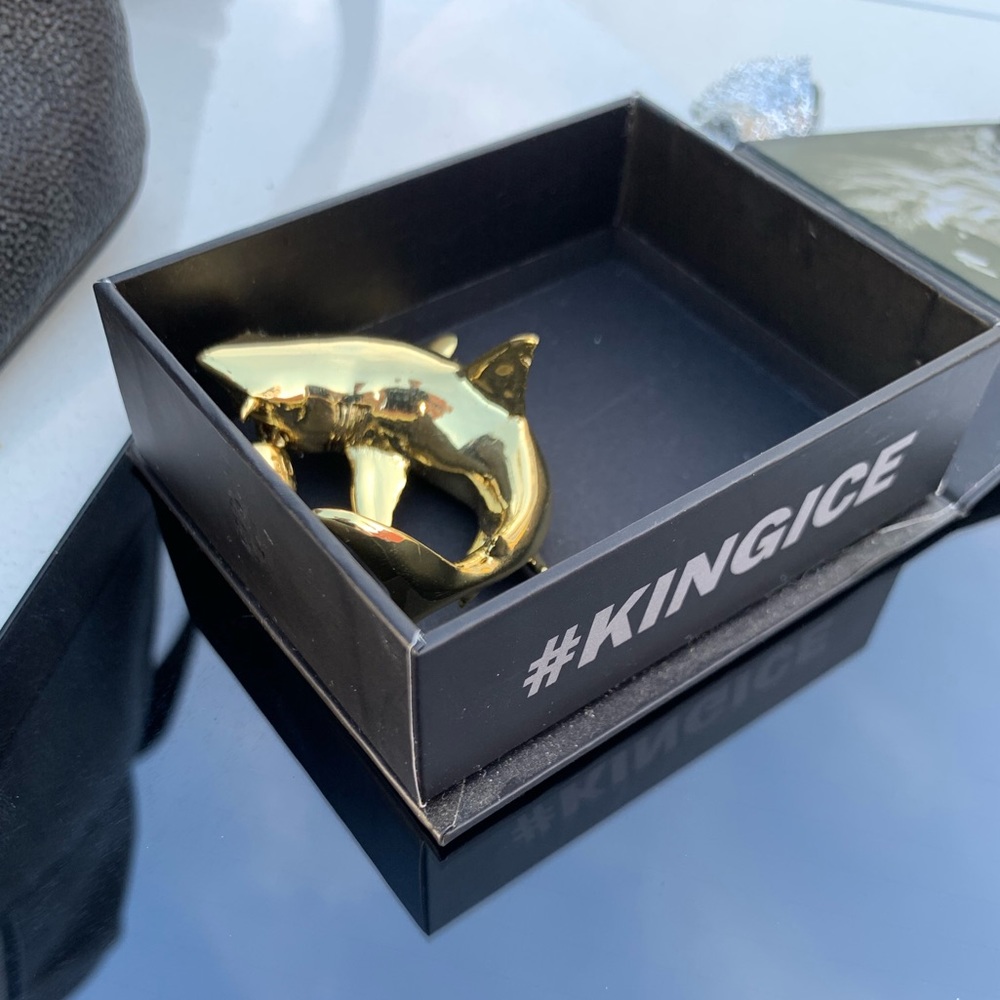 Custom 1 of a kind king ice medallion